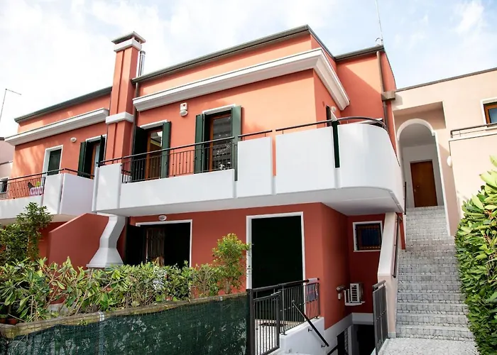 House Smeraldo By Holiday World
