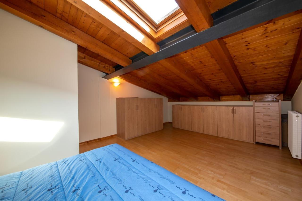 Apartment House Smeraldo By World